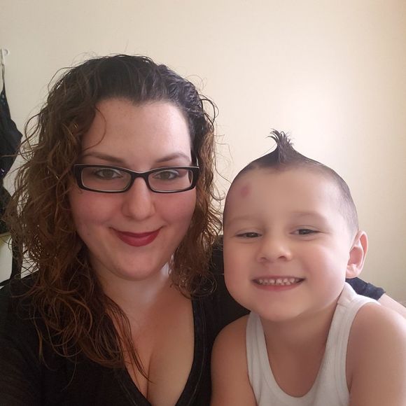 Meet your Posher, Heather - Picture 1 of 1